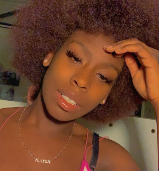 Meet your Posher, Chrisondrea - Picture 1 of 1